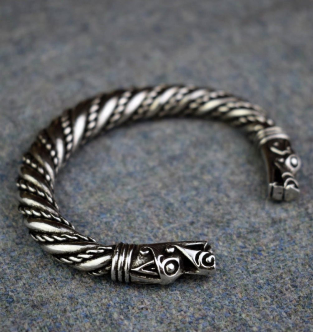 Tapered Band Dragon